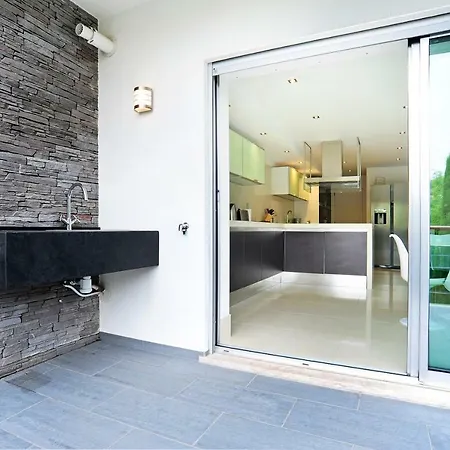 Luxury Garden - Checkinhome *